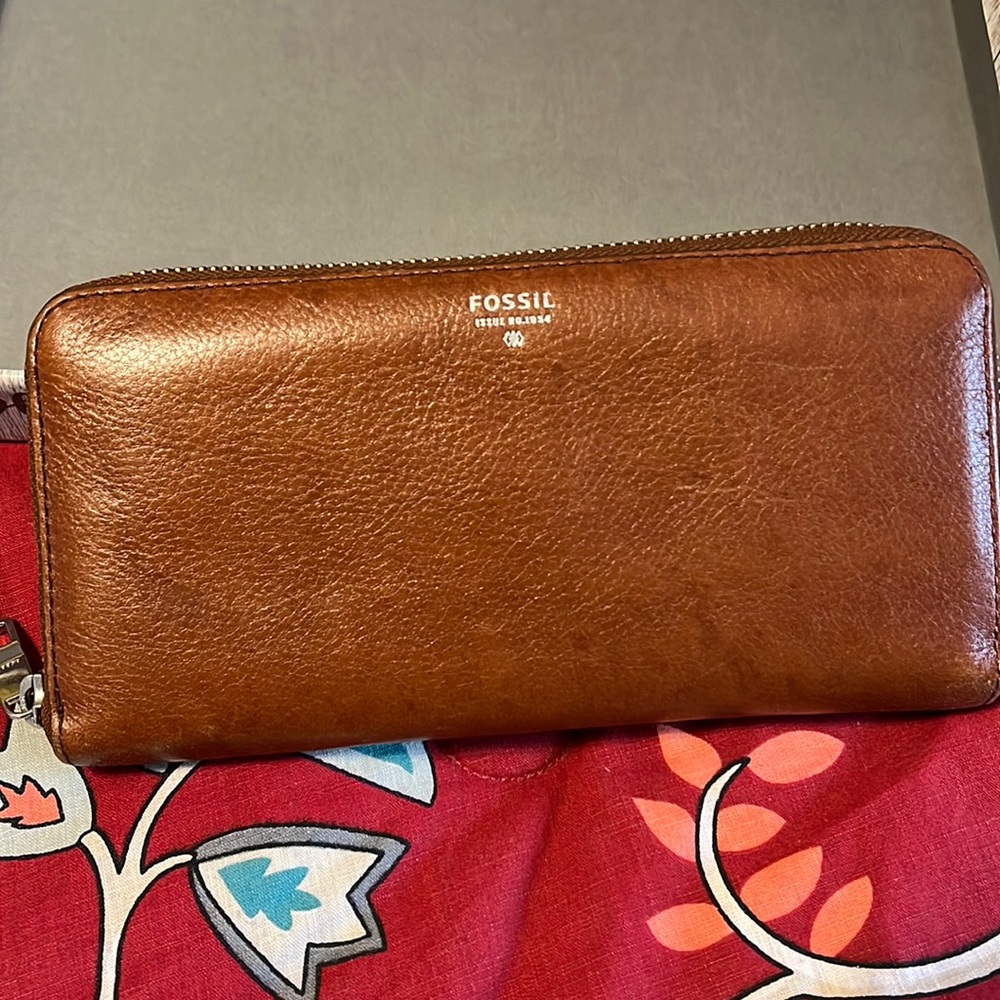 Fossil RFID wallet.